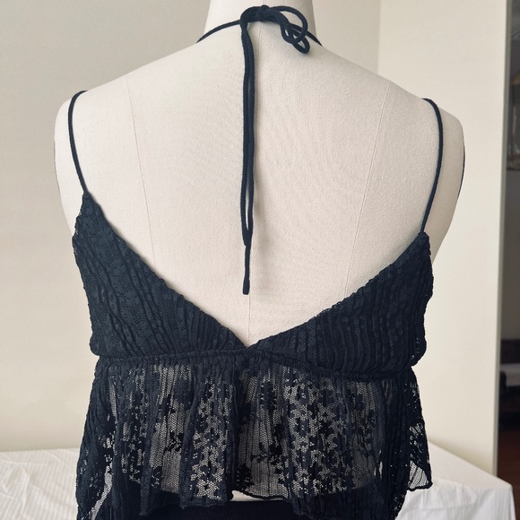 Black Lace Camisole Top (Urban Outfitters) - Picture 2 of 8